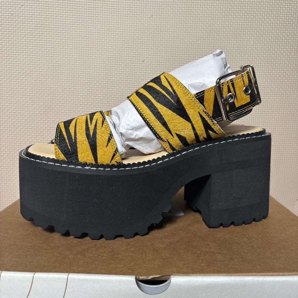 Urban Outfitters Yellow and Black Tiger-Print Platform Sandals
